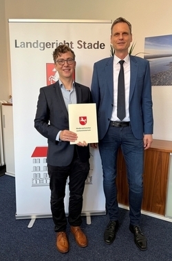 Stellvertretender Direktor des Amtsgerichts Dr. Jonas Finke, Präsident des Landgerichts Oliver Sporré