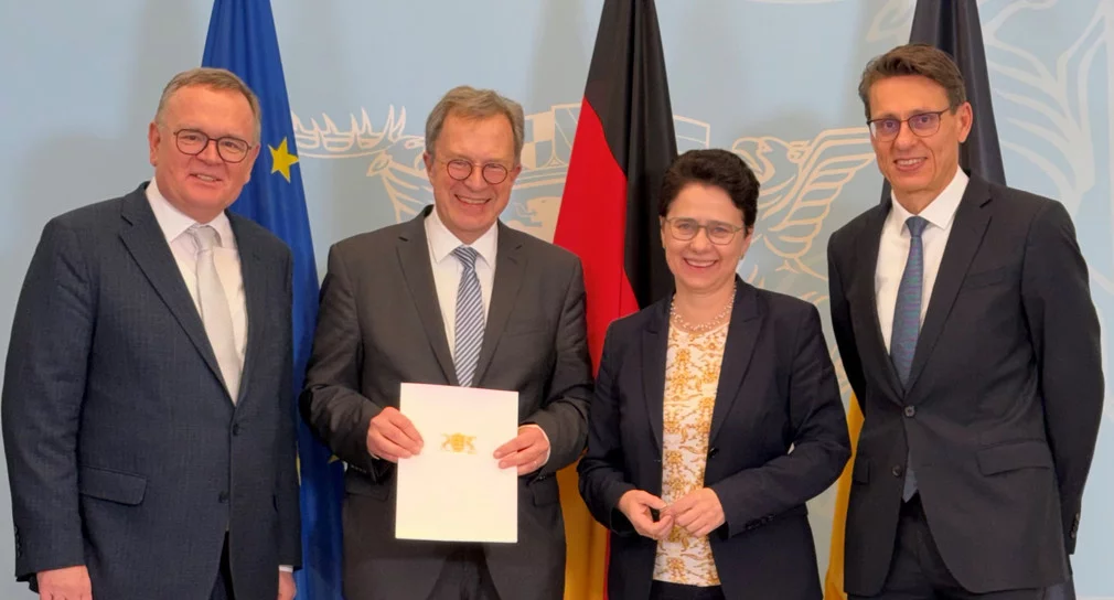 Amtschef des Ministeriums der Justiz und für Migration Elmar Steinbacher, Präsident des Landgerichts Stuttgart Hans-Peter Rumler, Ministerin der Justiz und für Migration Marion Gentges, Präsident des Oberlandesgerichts Stuttgart Dr. Andreas Singer.